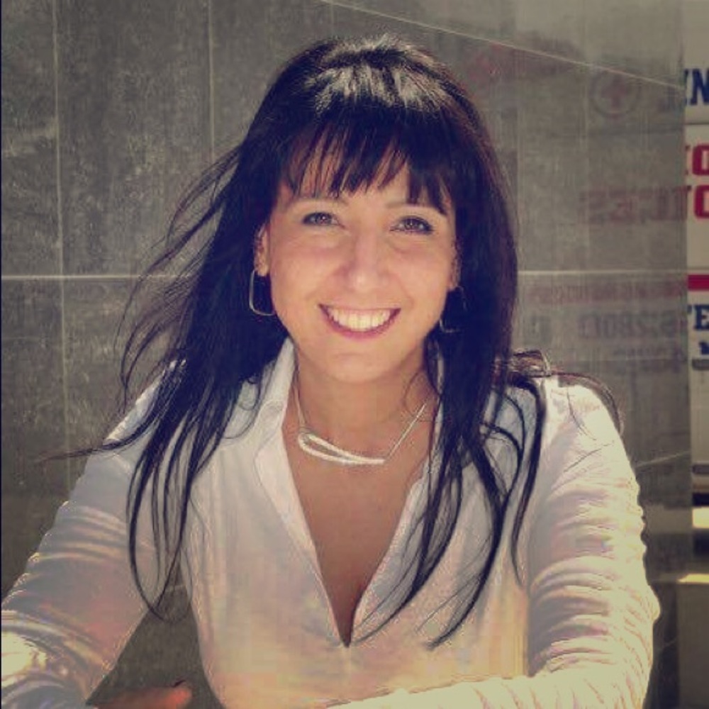 Meet your Posher, Angela